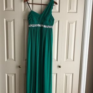 Emerald Gown Junior Size 11